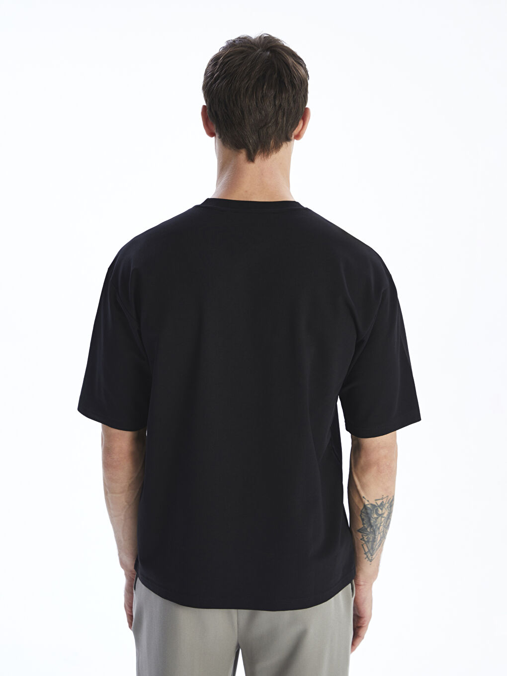 تيشيرت رجالي ياقة دائرية مطبوع جيرسي-3