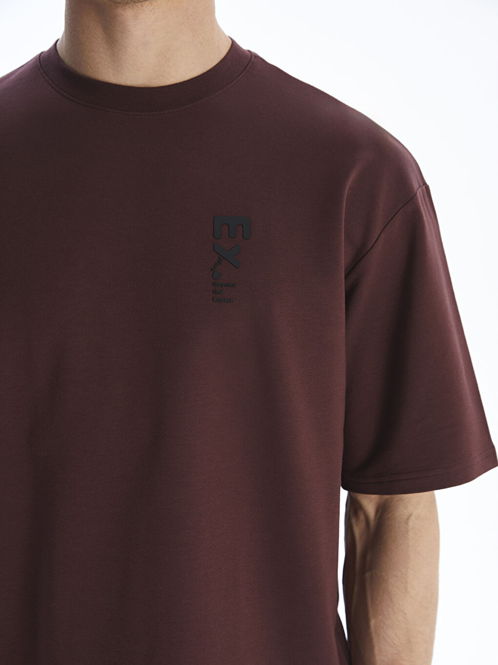 تيشيرت رجالي ياقة دائرية مطبوع جيرسي-2