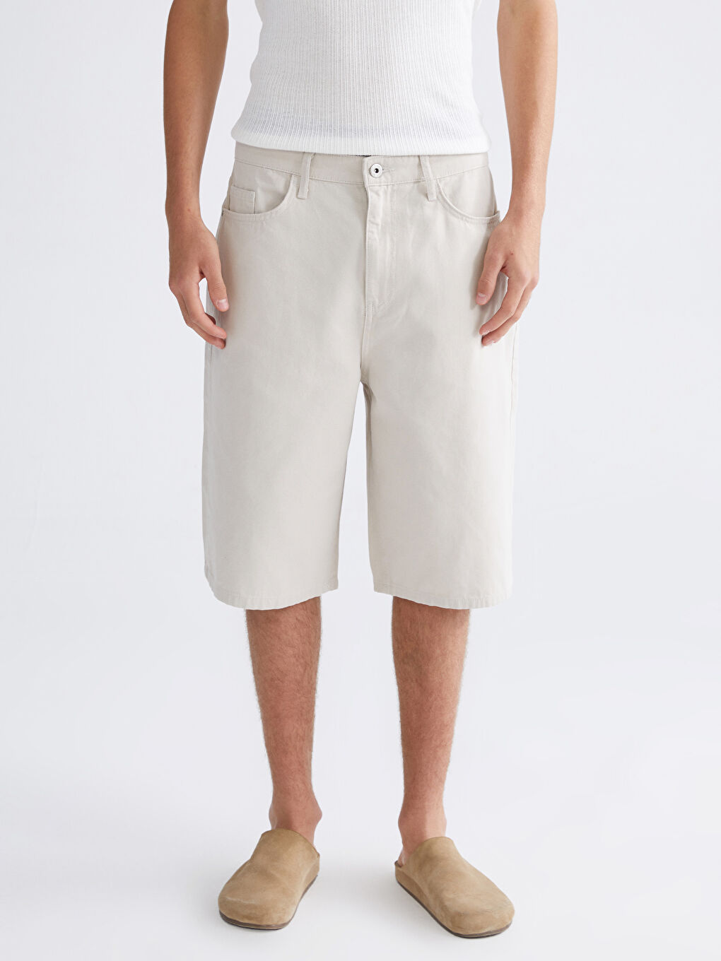 Bej Rahat Kalıp Kanvas Erkek Şort-1
