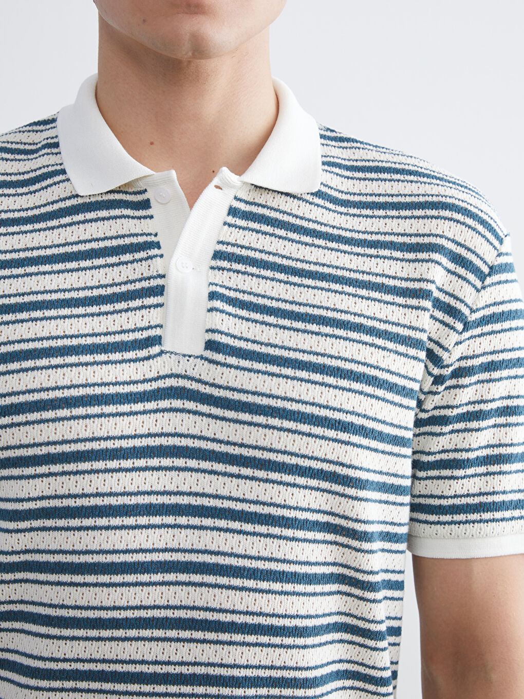 تي شيرت رجالي بياقة بولو مخطط-4