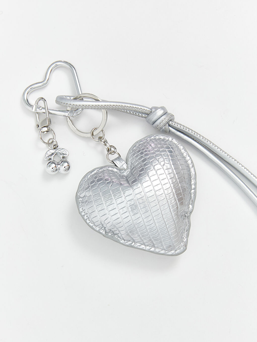 Kalp Figürlü Kadın Anahtarlık-1