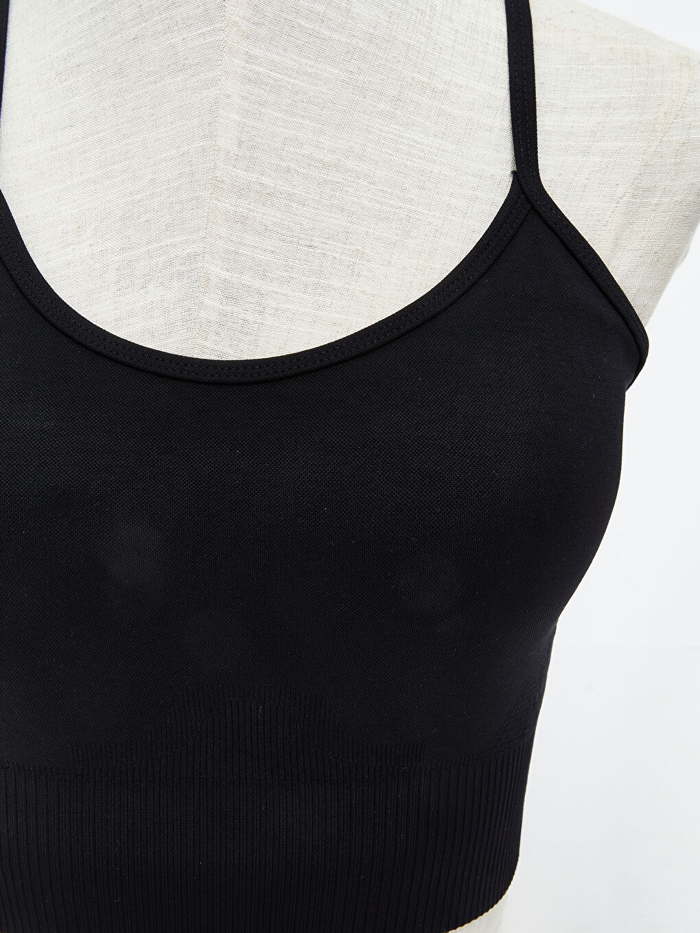 Siyah Balensiz Toparlayıcı Dikişsiz Spor Büstiyer-3