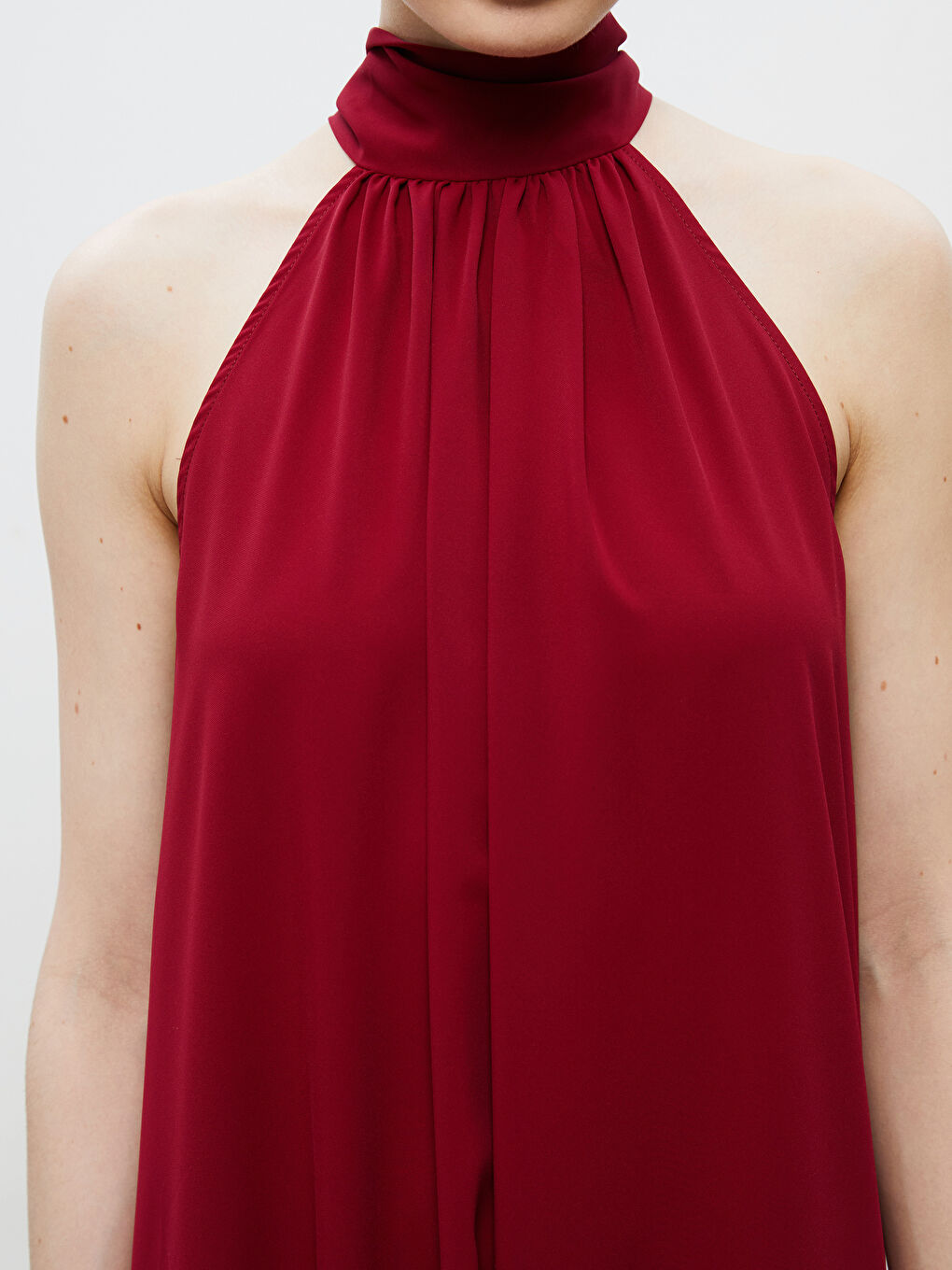 Bordo Halter Yaka Büzgülü Abiye Elbise-2