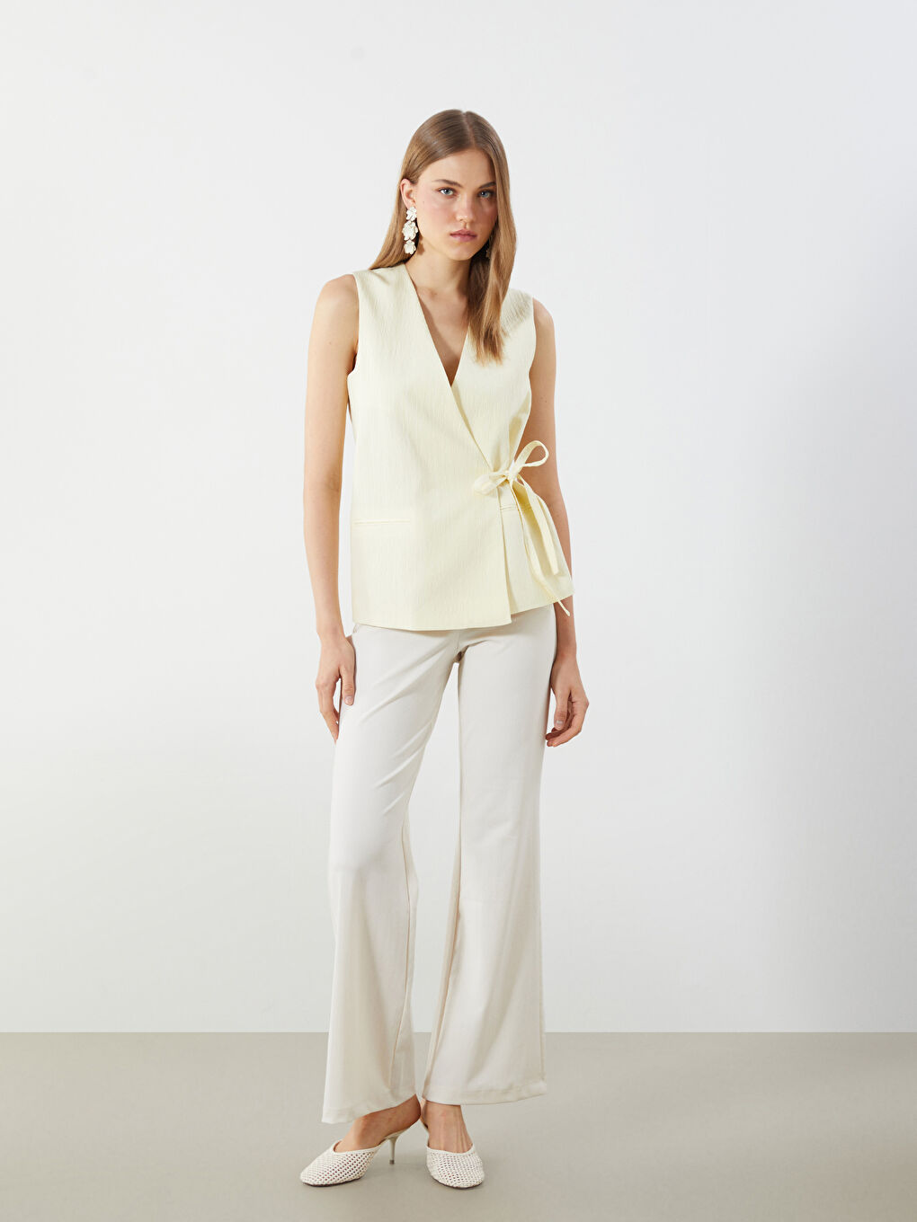 LCW Vision V Neck Crinkle Women's Classic Waistcoat -S5RC00Z8-ETY