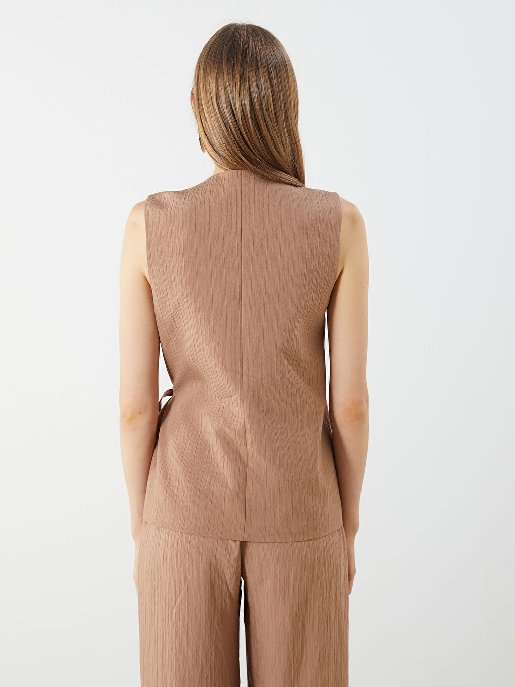 Kahverengi V Yaka Dokulu Kadın Klasik Yelek-3