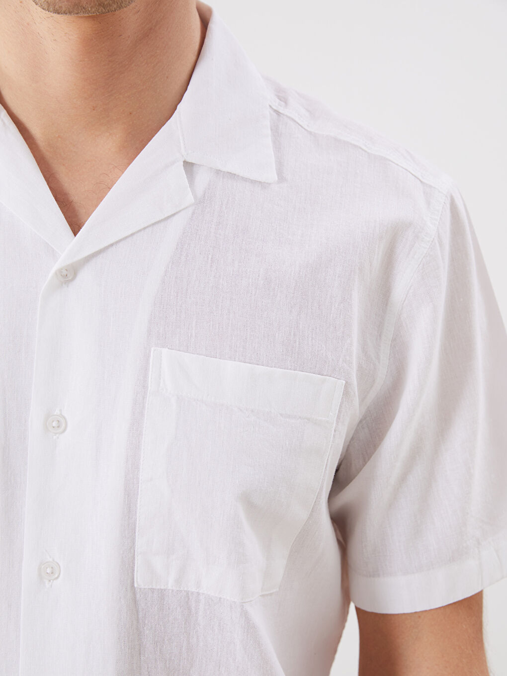 Beyaz Regular Fit Resort Yaka Kısa Kollu Keten Karışımlı Erkek Gömlek-2