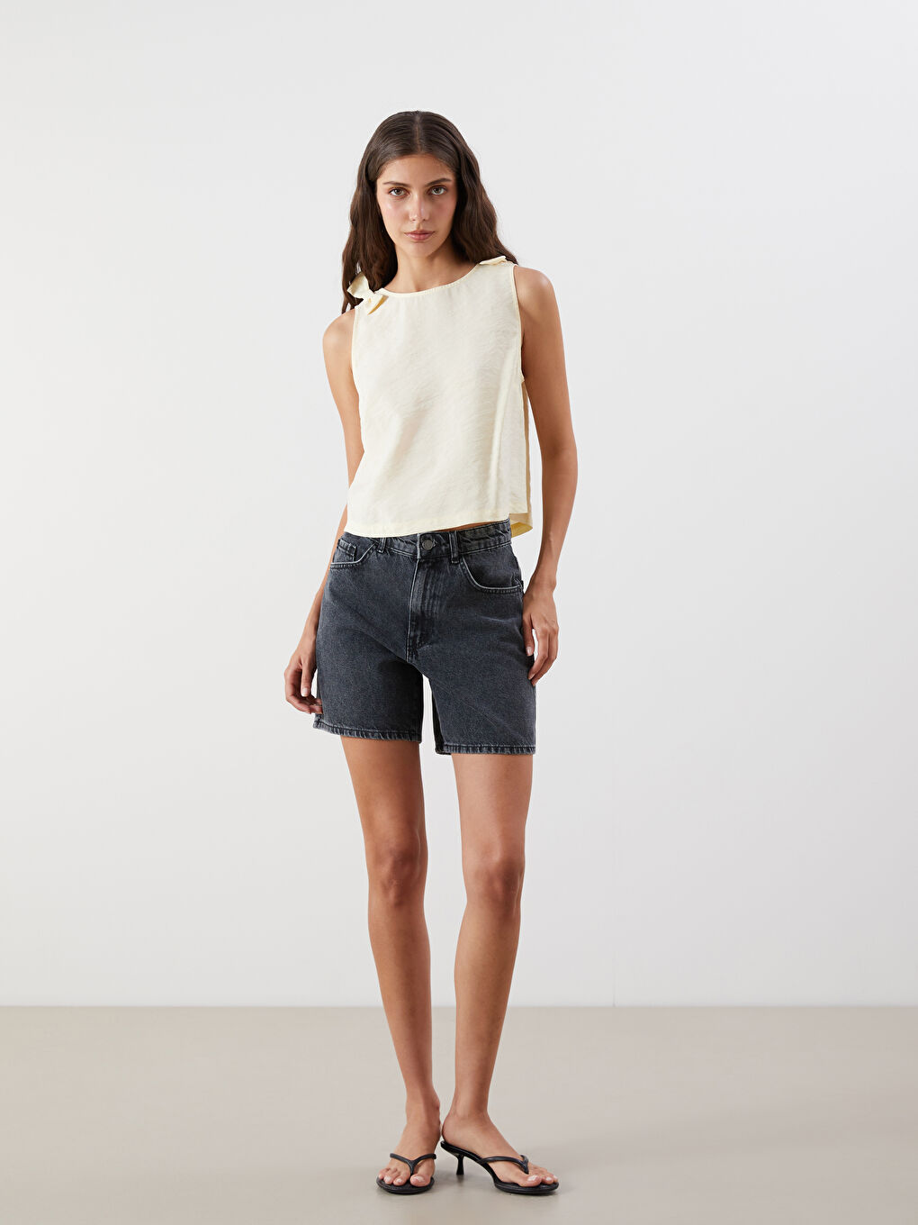 Regular Fit Women's Denim Shorts -S5RD72Z8-327