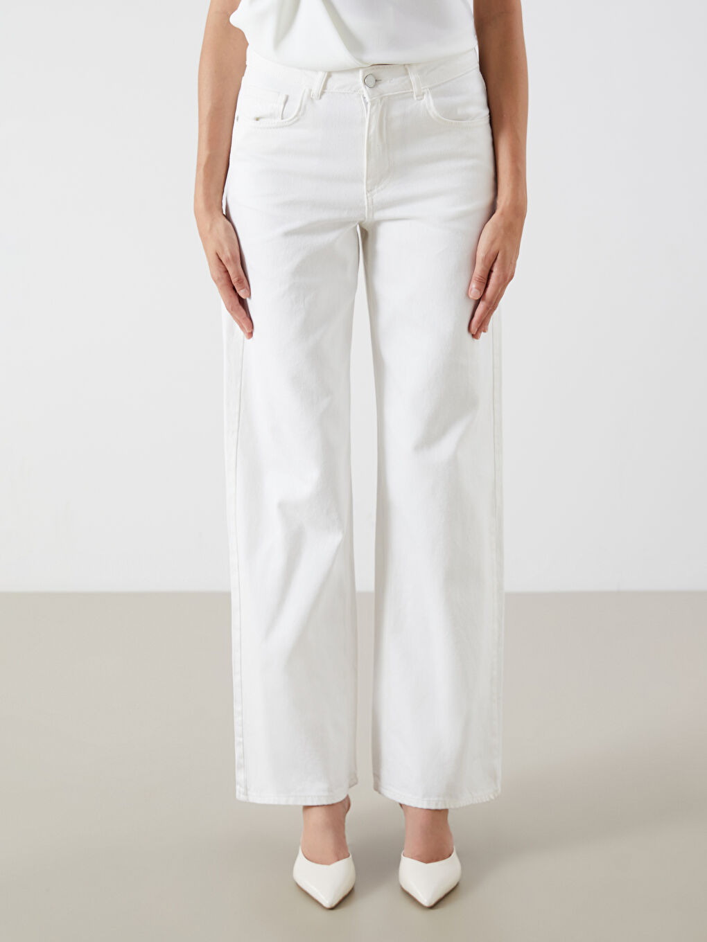 جينز واسع للسيدات-1