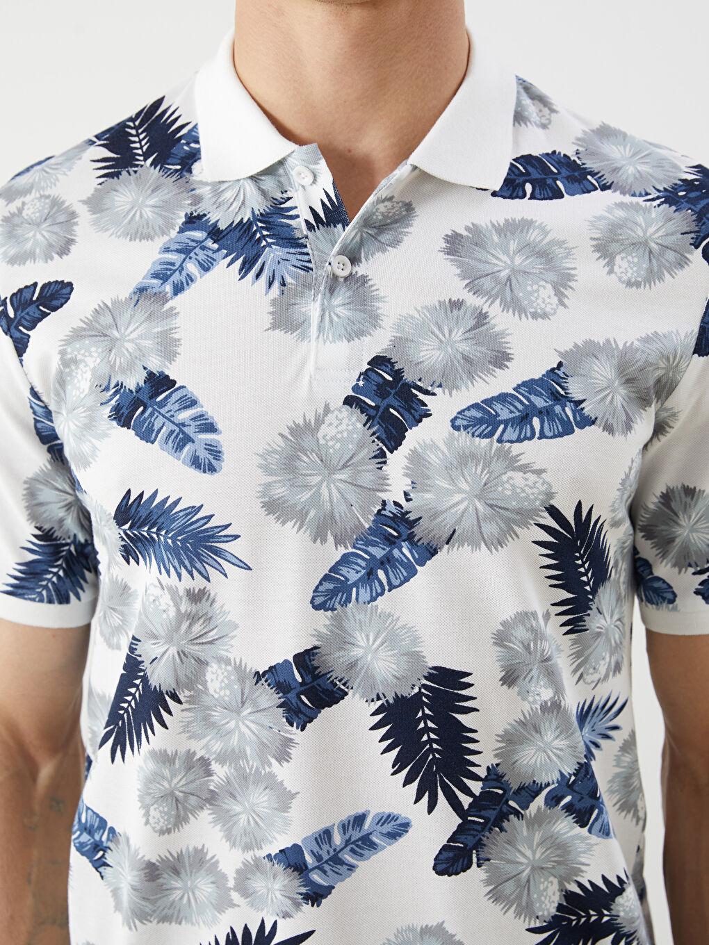 Beyaz Polo Yaka Desenli Pike Erkek Tişört-2