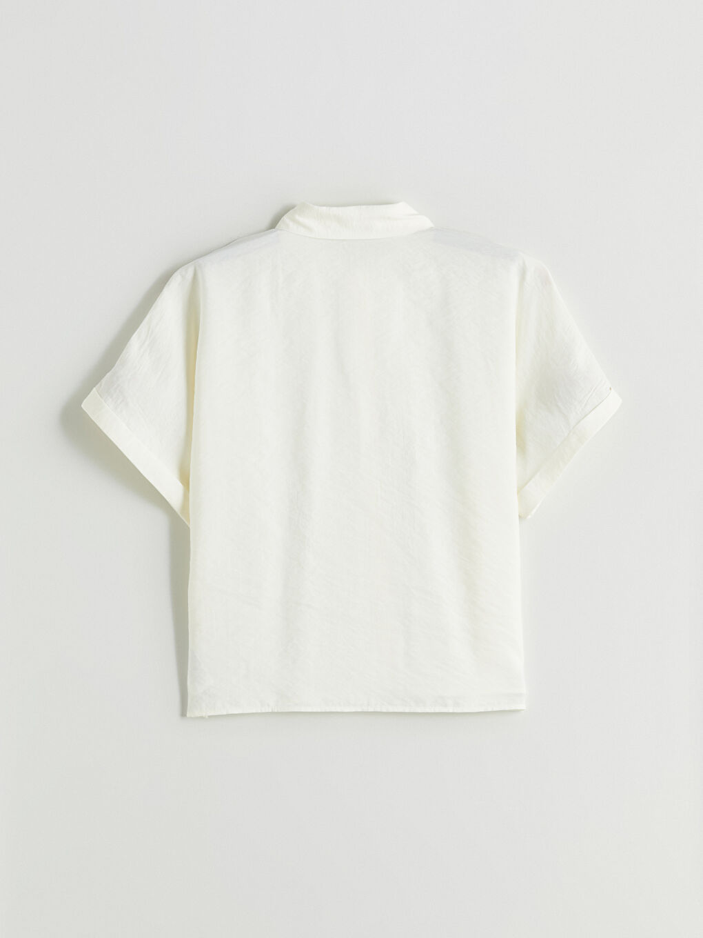 Ekru Oversize Modal Karışımlı Kadın Gömlek-5