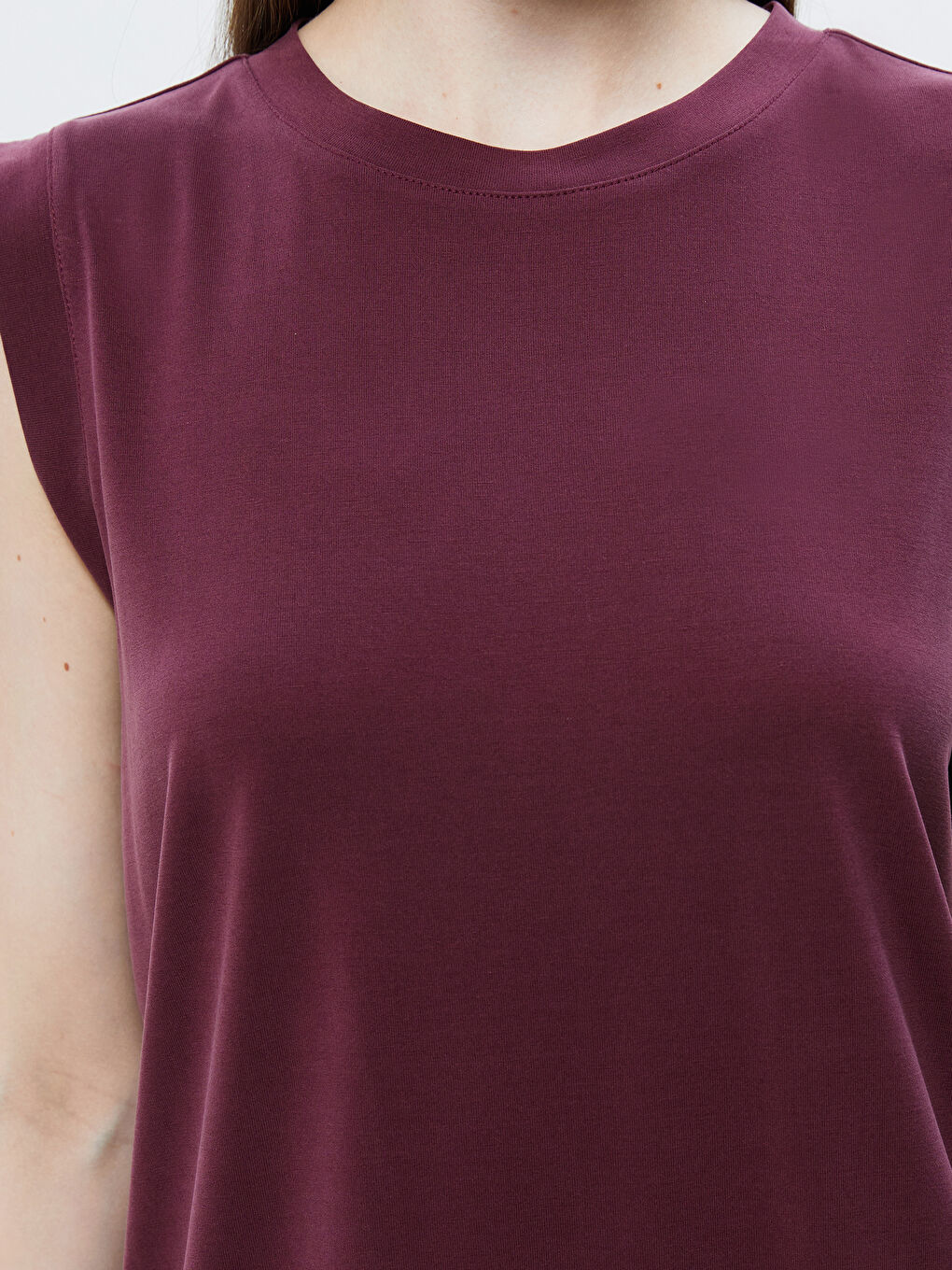 Bordo Bisiklet Yaka Modal Karışımlı Kadın Atlet-2