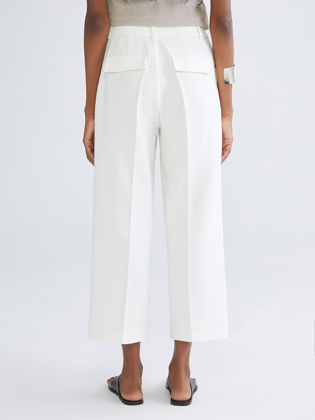 Ekru Dar Fit Geniş Paça Kadın Pantolon-7