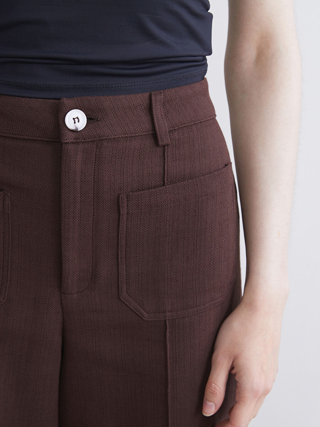 Kahverengi Dar Fit Geniş Paça Kadın Pantolon-2