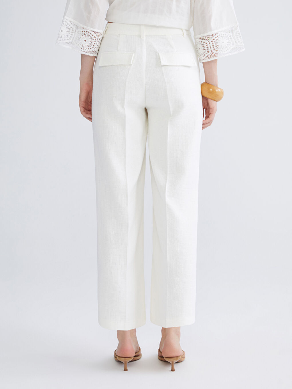 Ekru Dar Fit Geniş Paça Kadın Pantolon-6