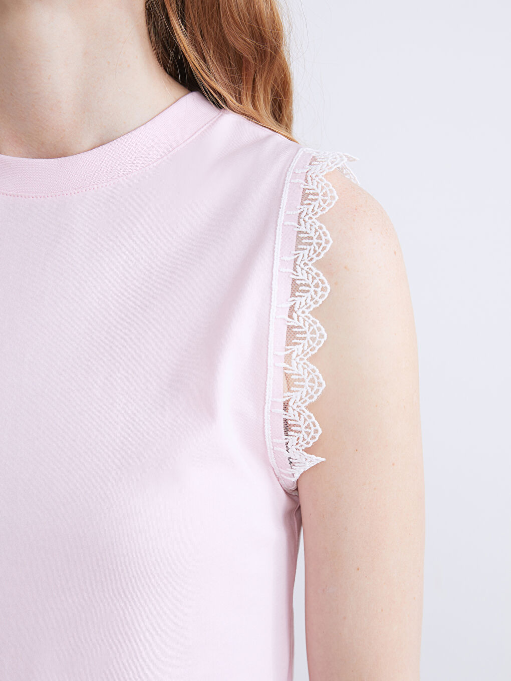 Pembe Bisiklet Yaka Dantel Detaylı Bluz-2