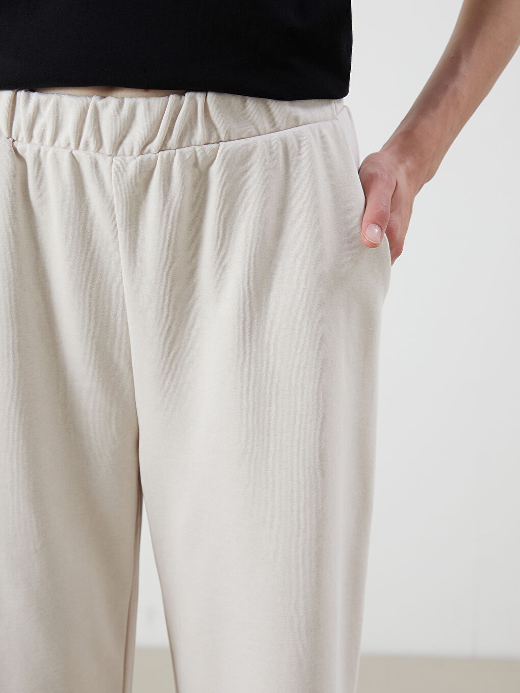 Elasticated Waist Wide Leg Women's Sweatpants-2