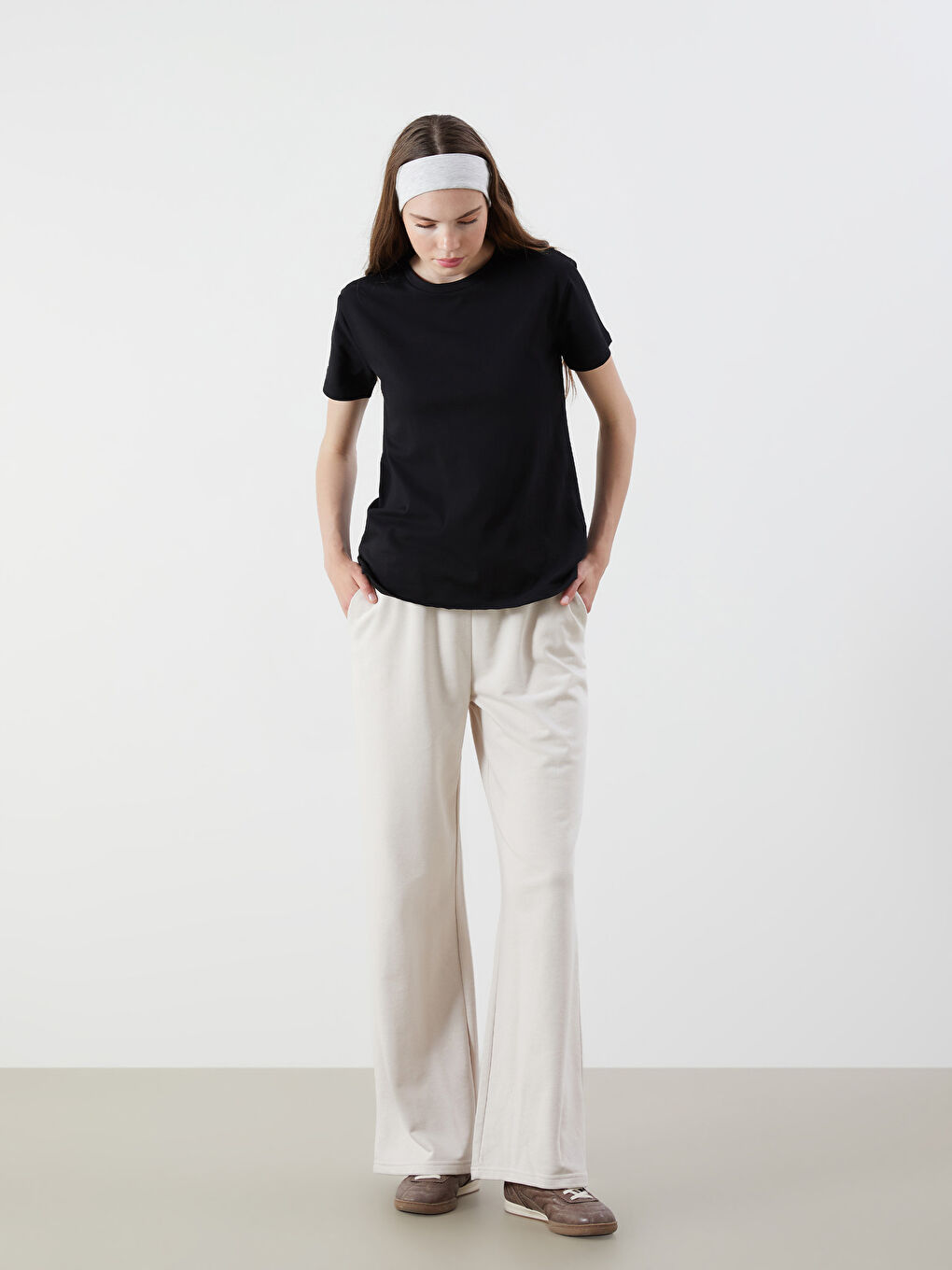 T-shirt à col rond pour Femmes-1