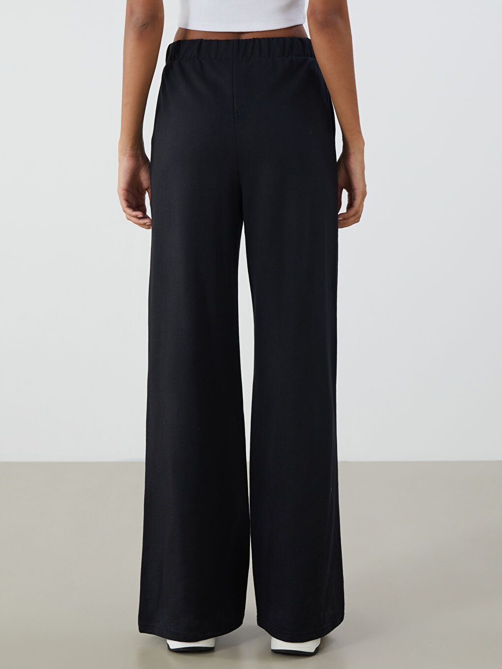 Elasticated Waist Wide Leg Women's Sweatpants-3