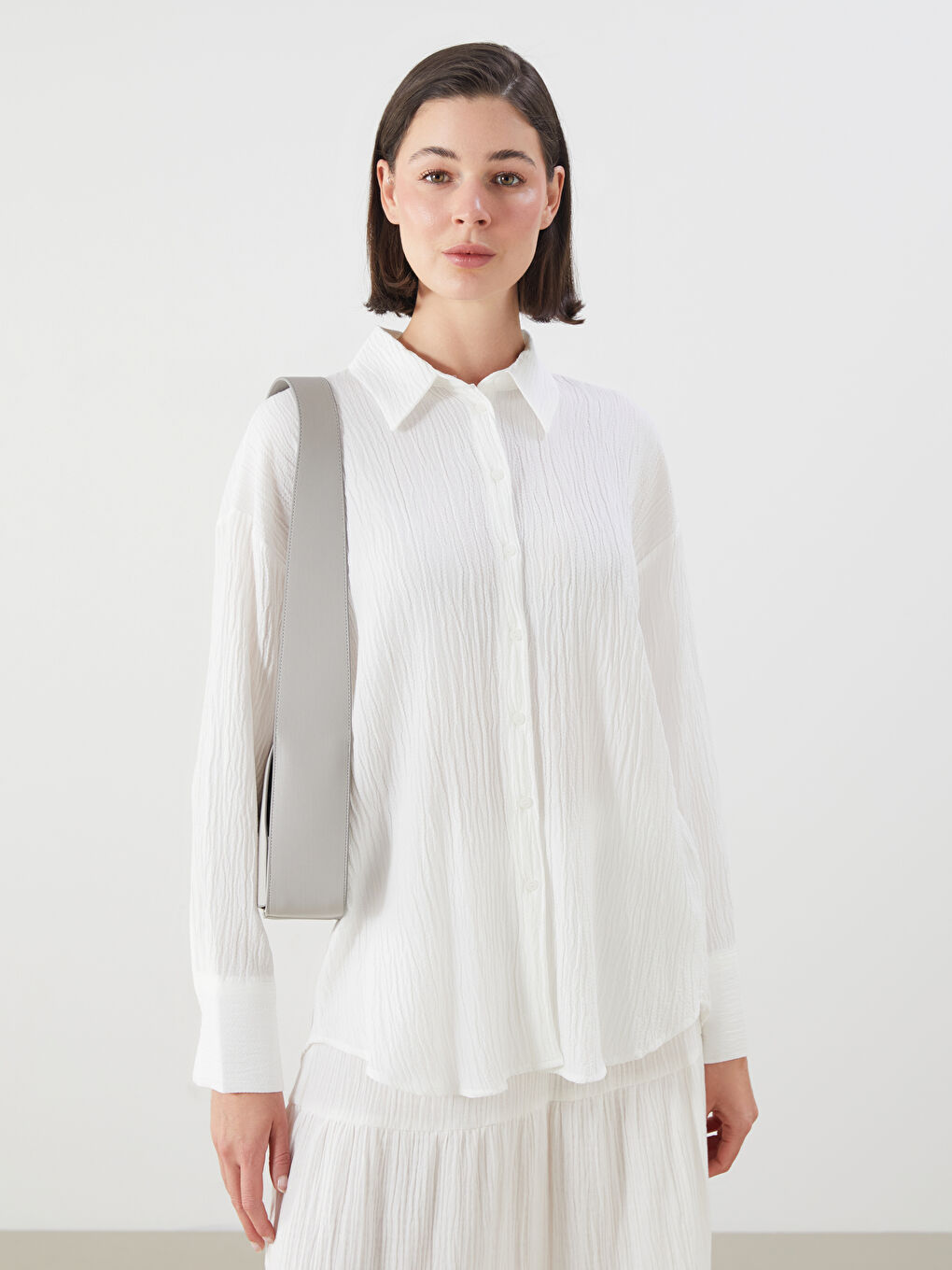 LCWAIKIKI Classic Textured Oversize Women's Shirt -S5RF64Z8-Q6K