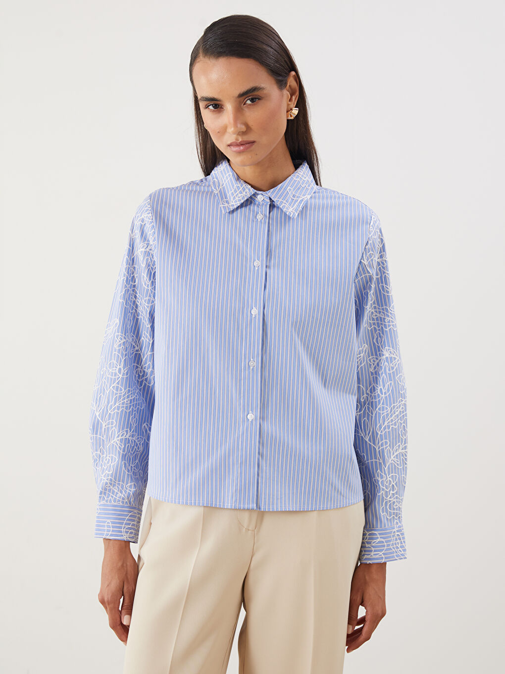 Полосатая поплиновая женская рубашка