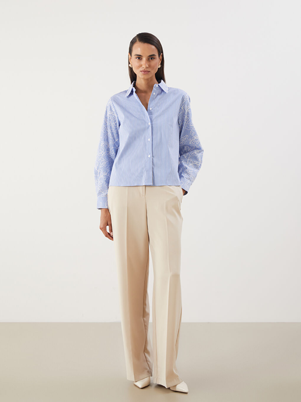 Полосатая поплиновая женская рубашка-1