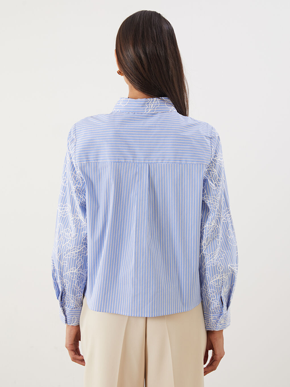Полосатая поплиновая женская рубашка-3