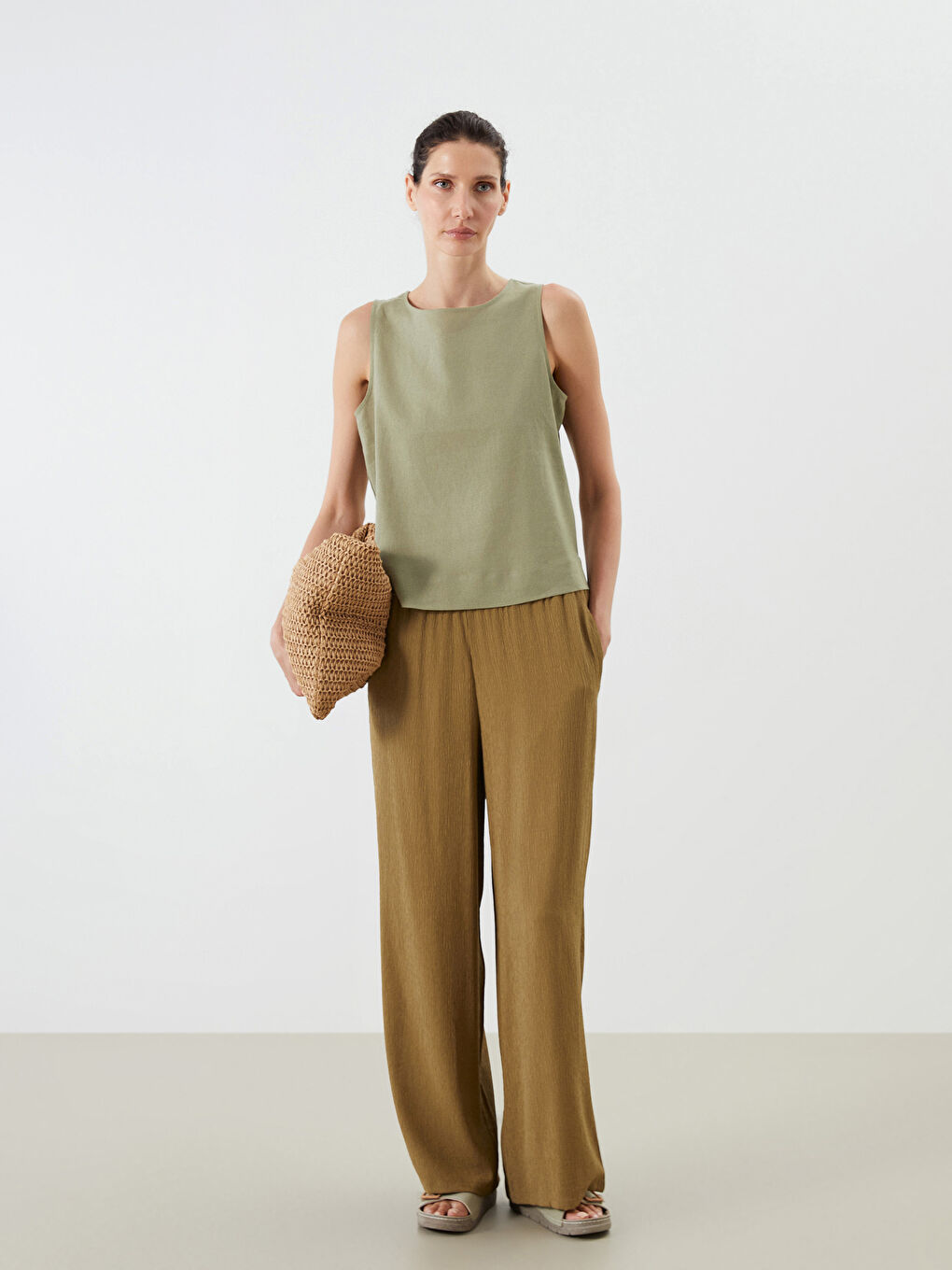 LCWAIKIKI Classic Woman GREEN Blouse -S5RF76Z8-CS4