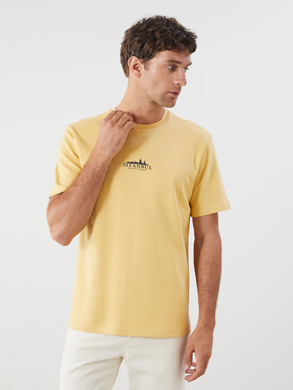 LCWAIKIKI Classic Man YELLOW T-Shirt -S5RF89Z8-Z5S