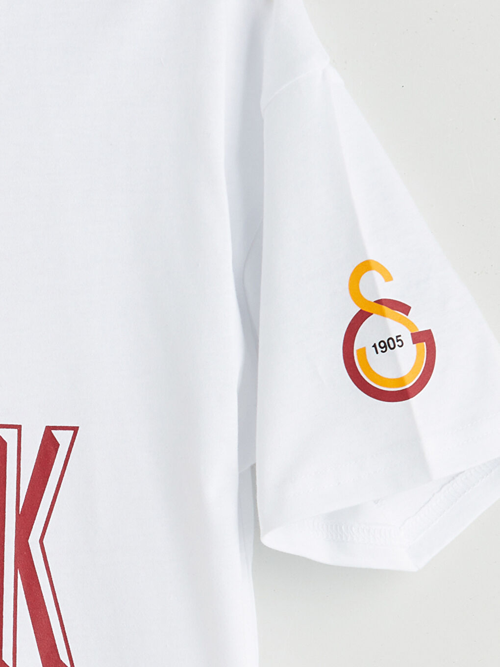 Beyaz Bisiklet Yaka Galatasaray Baskılı Erkek Çocuk Tişört-3