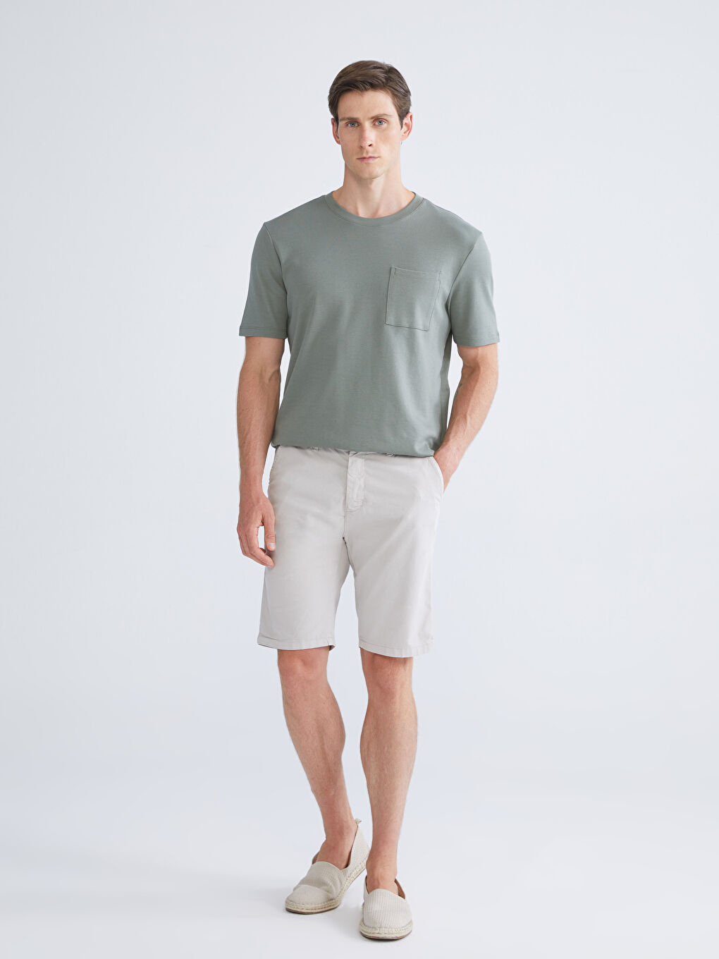 Bej Standart Kalıp Gabardin Erkek Şort