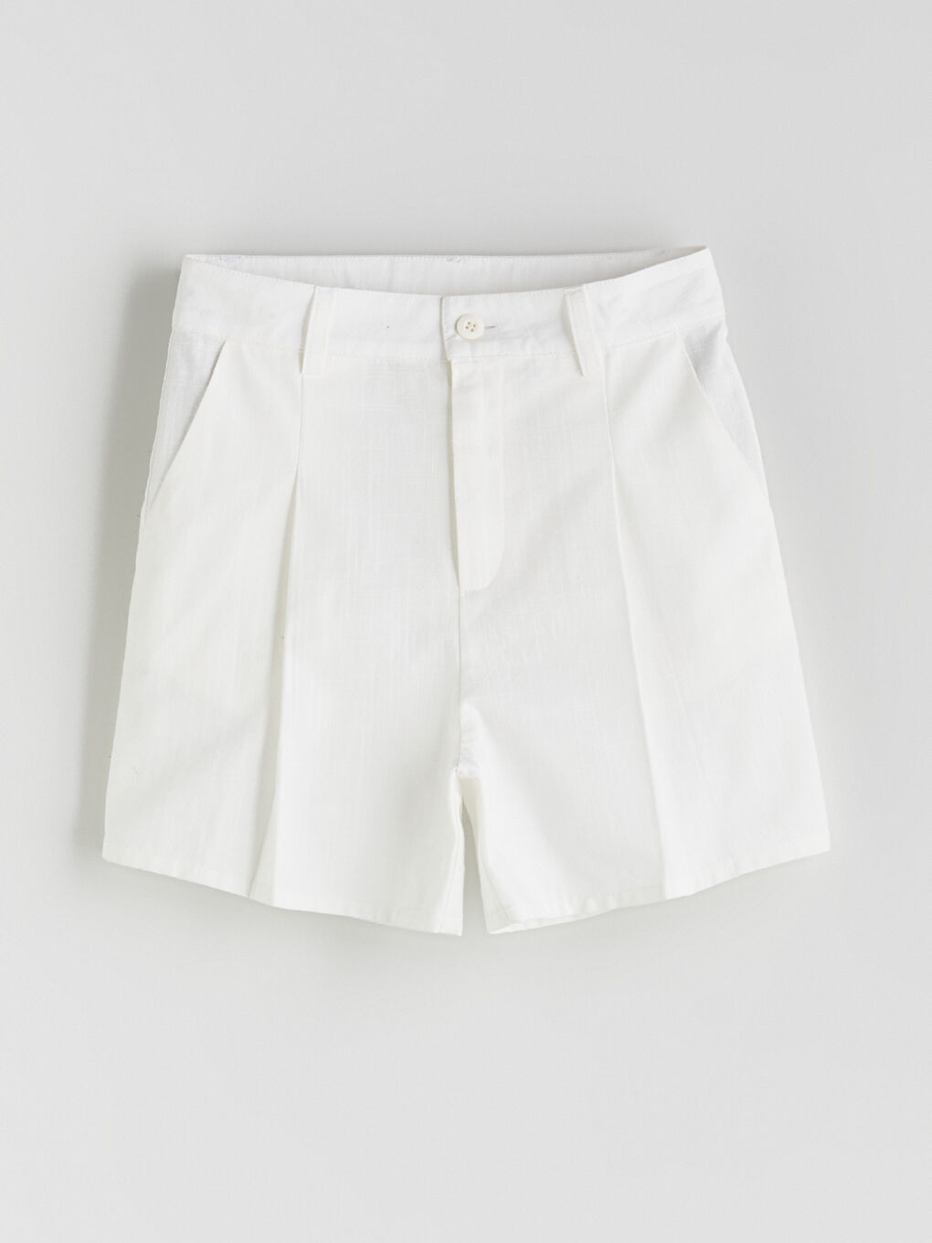 Girl WHITE Shorts -S5RG79Z4-Q6K