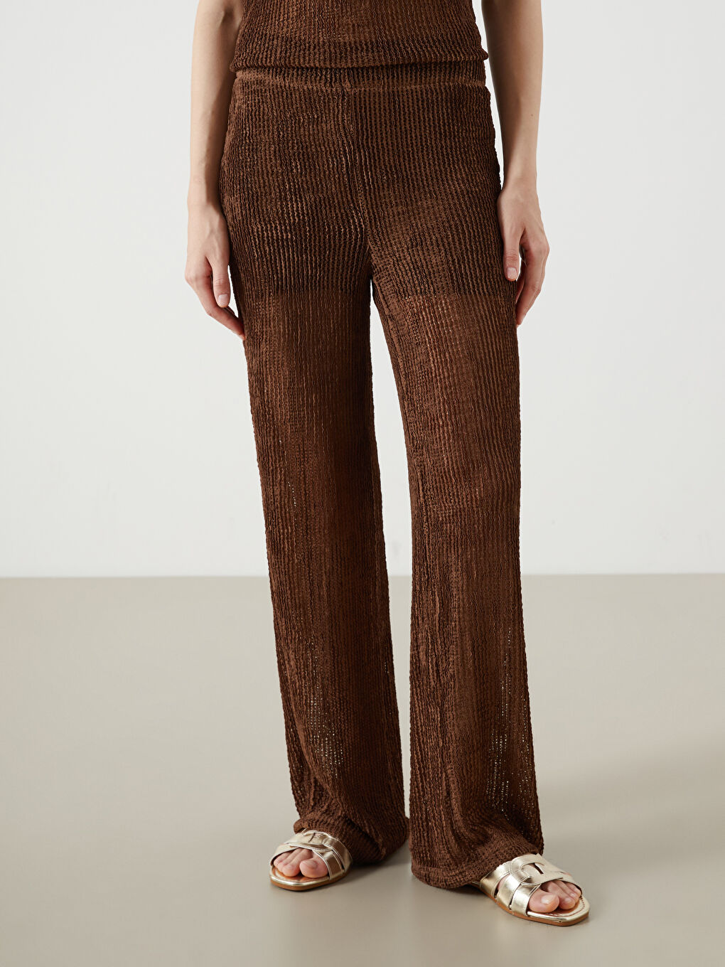 Elasticated Waist Textured Women's Trousers-3