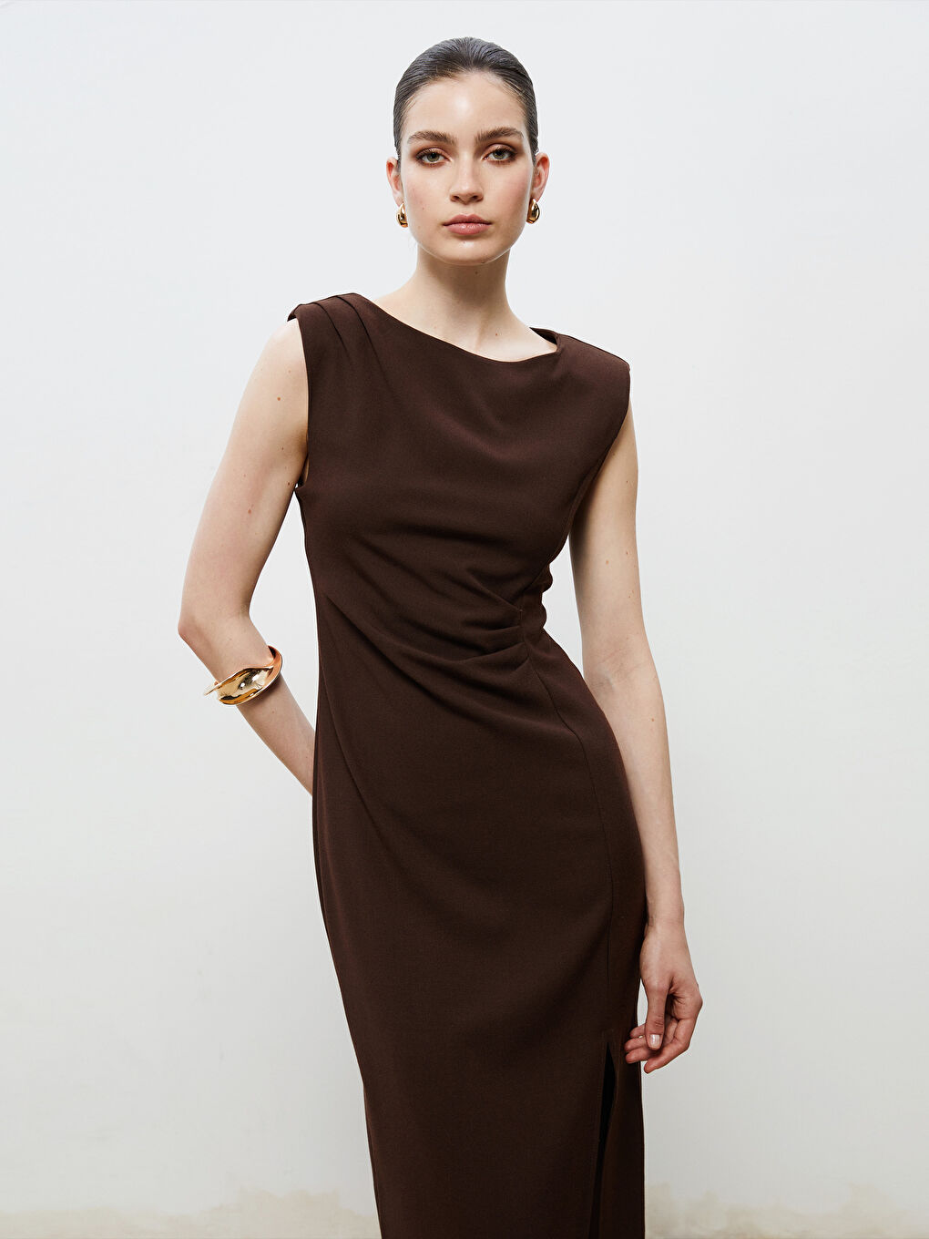 Kahverengi Bisiklet Yaka Büzgülü Elbise-1