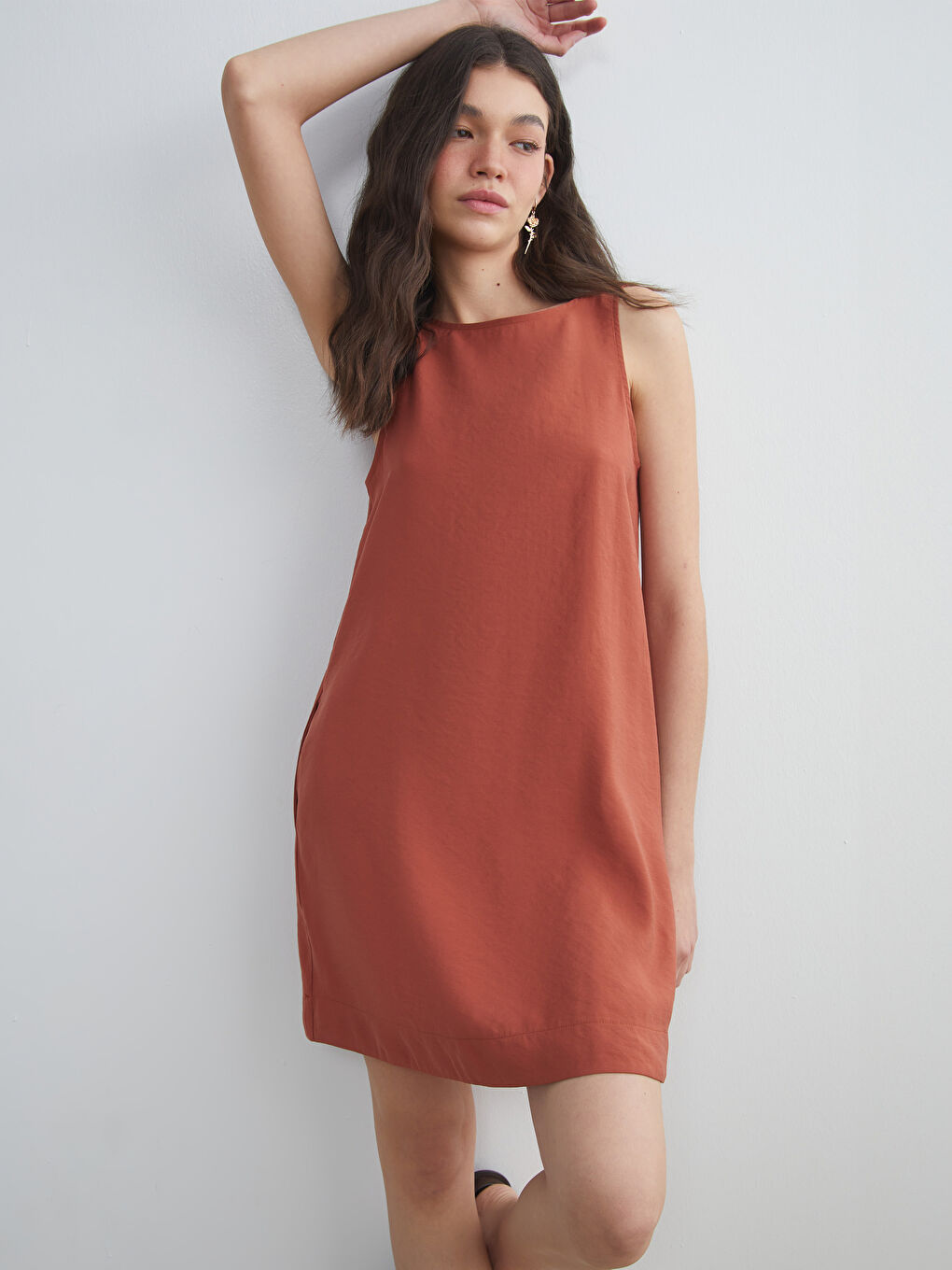 Turuncu V Yaka Modal Karışımlı Elbise