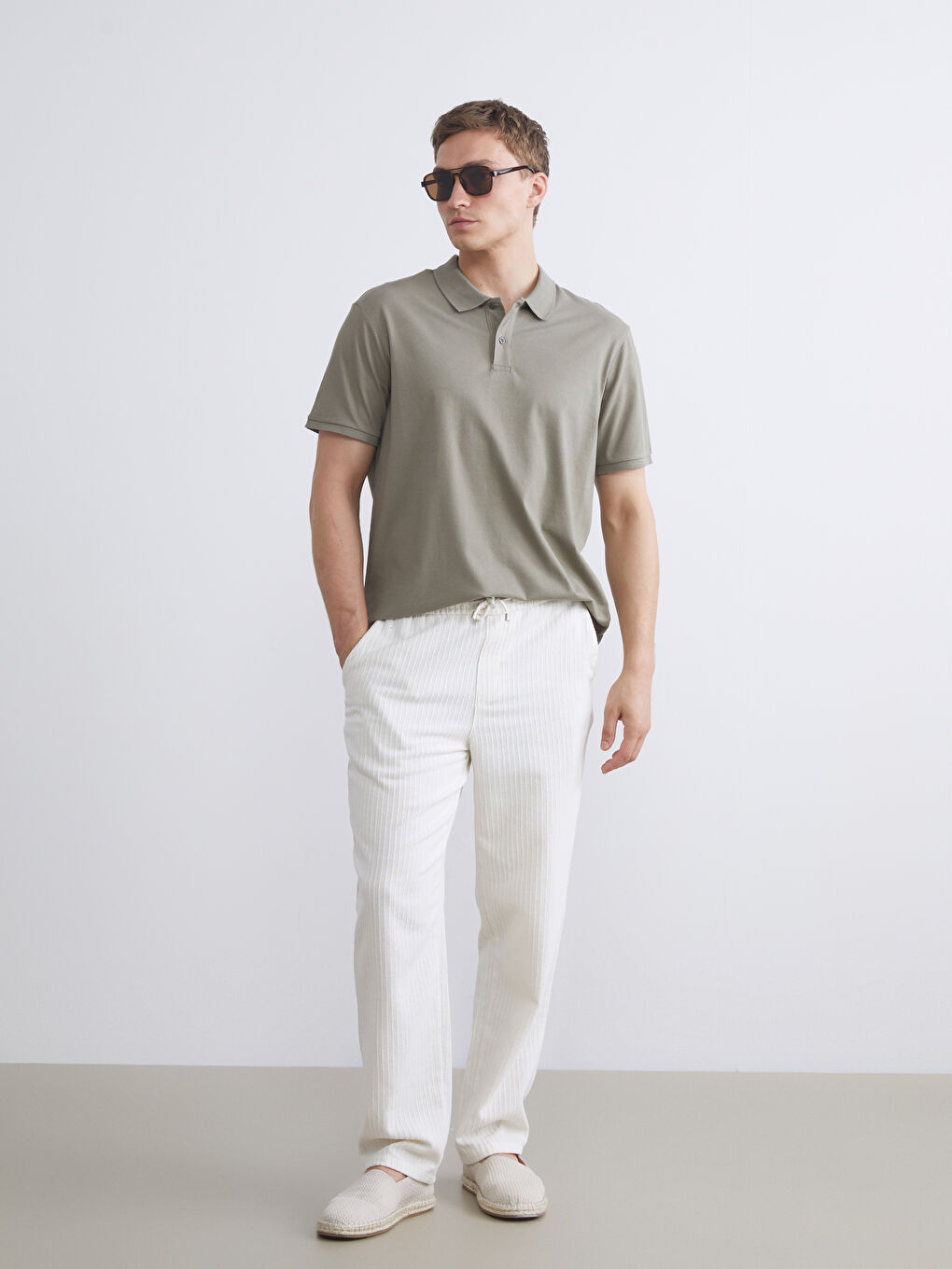 Ekru Standart Kalıp Keten Görünümlü Erkek Pantolon