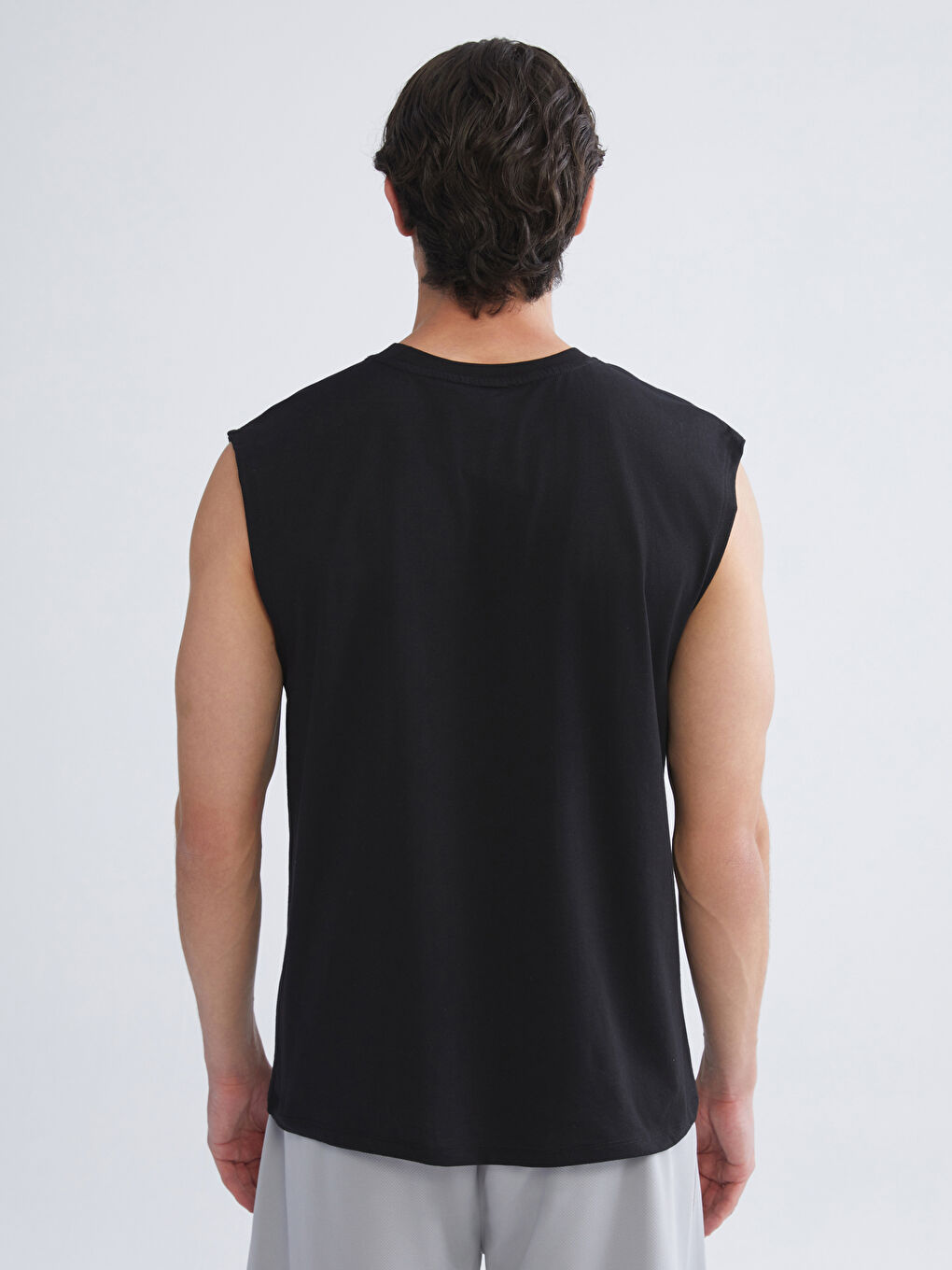 Siyah Bisiklet Yaka Baskılı Erkek Kolsuz Tişört-3