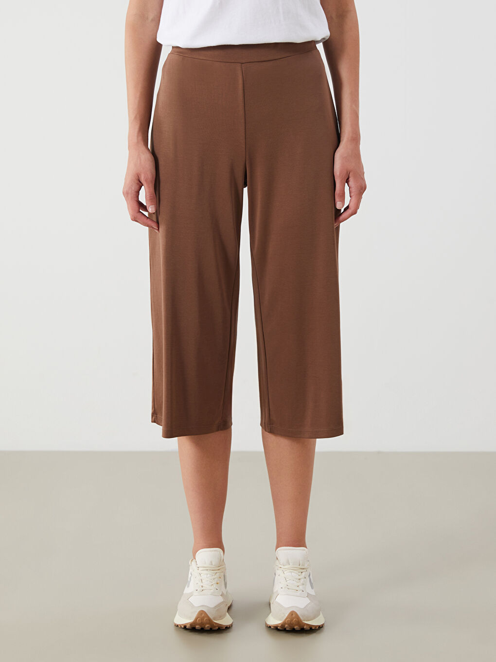 Kahverengi Beli Lastikli Modal Karışımlı Kadın Kapri-1