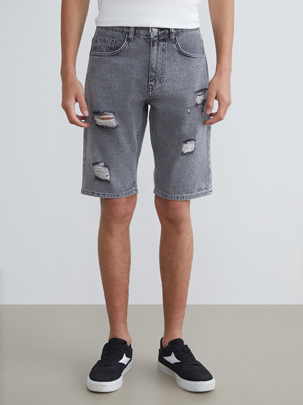 LCW Jeans Standart Kalıp Erkek Jean Şort -S5RI33Z8-M0U