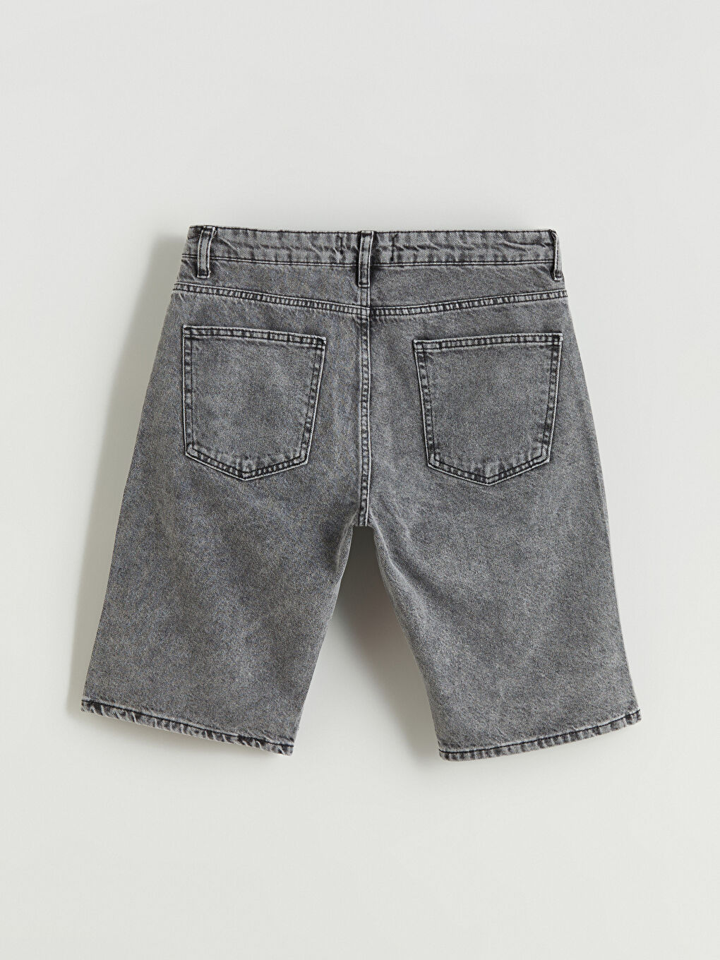 LCW Jeans Standart Kalıp Erkek Jean Şort -S5RI33Z8-M0U