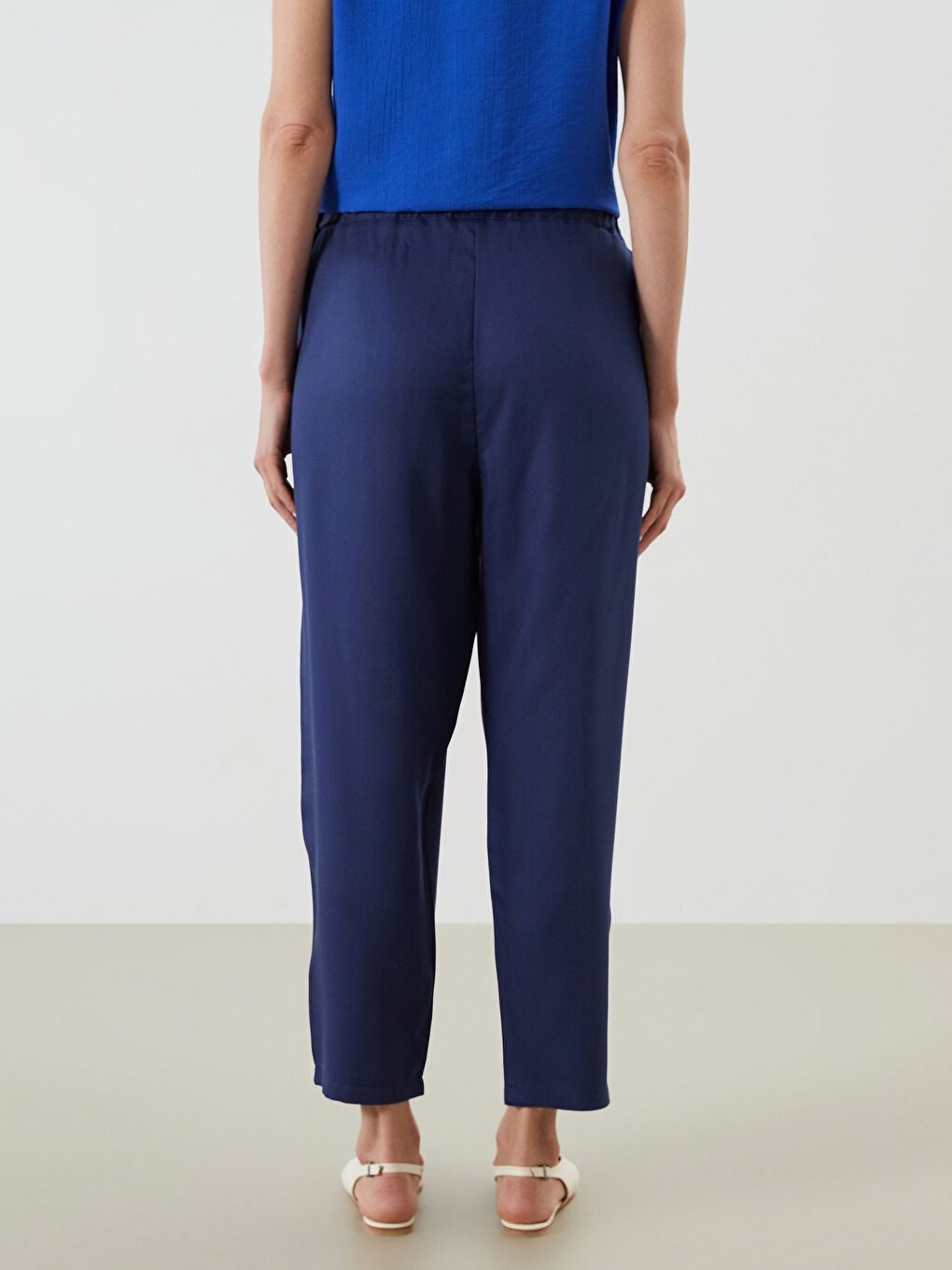Lacivert Beli Lastikli Havuç Kesim Kadın Pantolon-3