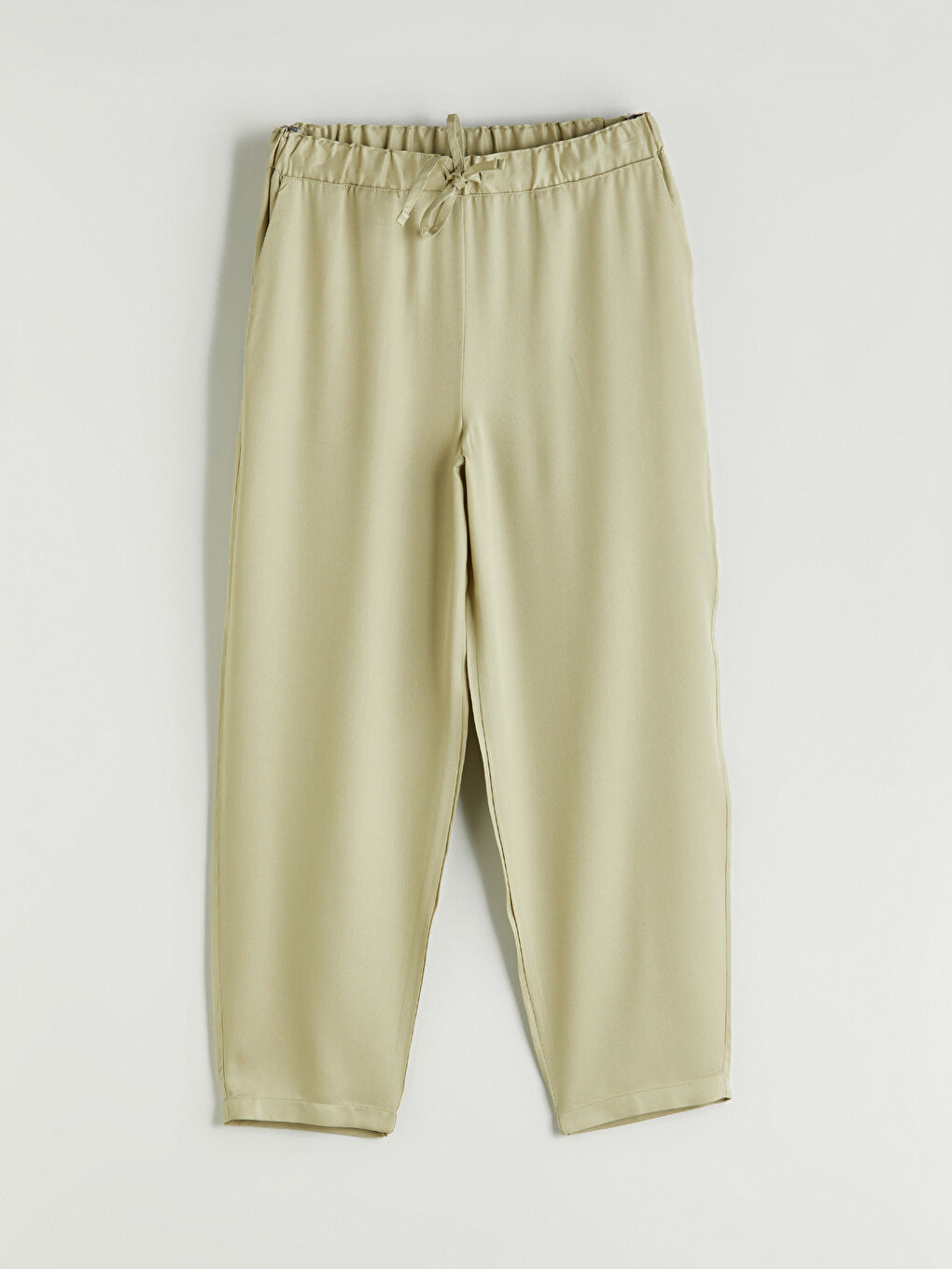 Yeşil Beli Lastikli Havuç Kesim Kadın Pantolon-4