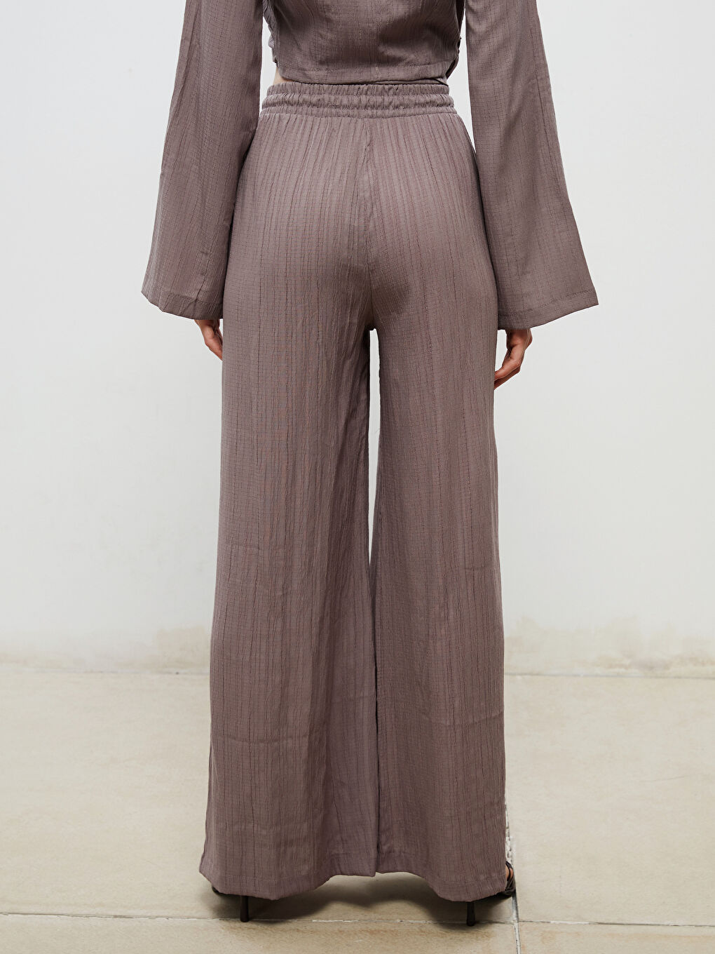 Mürdüm Beli Lastikli Dokulu Kadın Pileli Pantolon-3