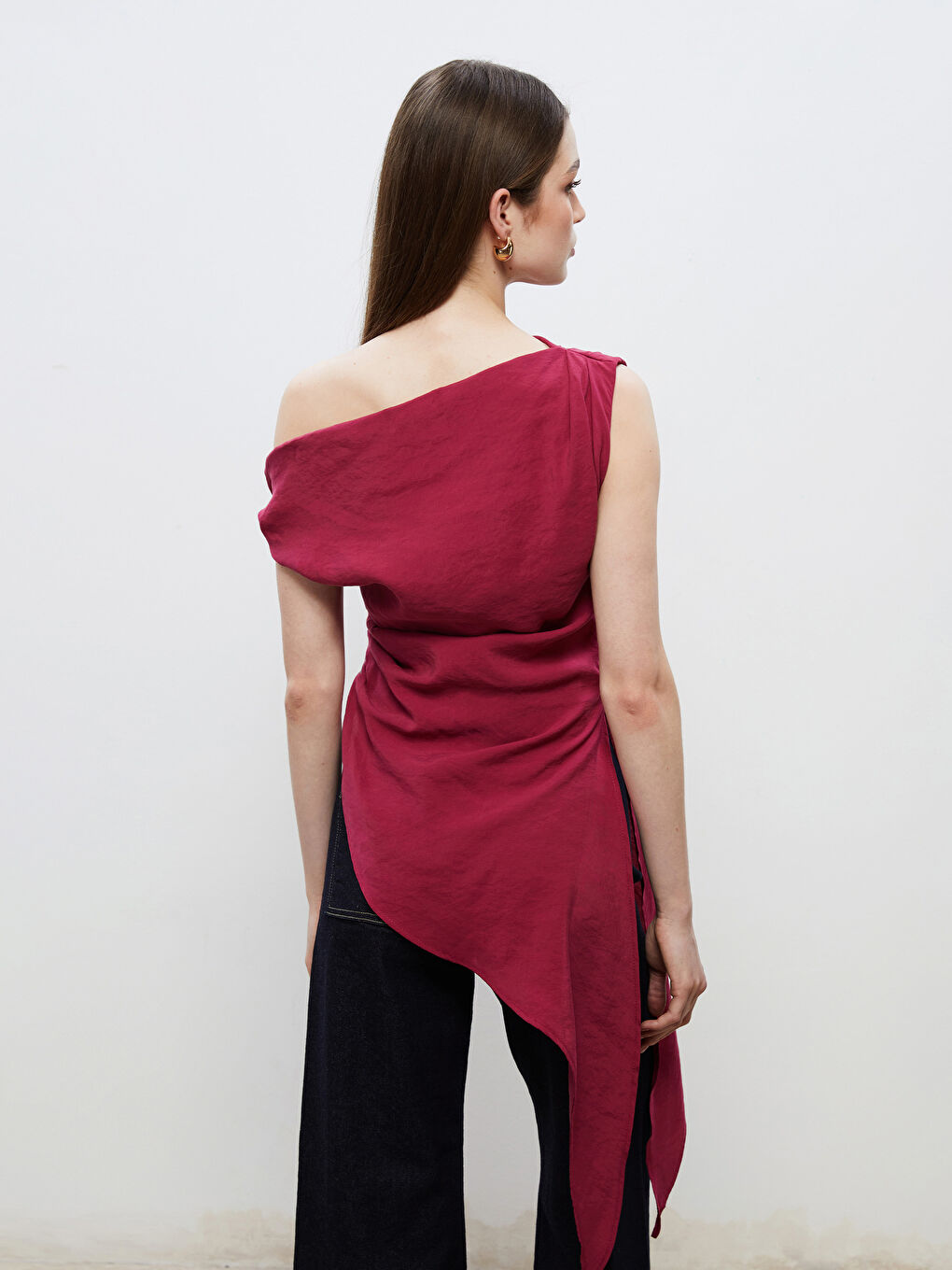 Bordo Kayık Yaka Büzgülü Asimetrik Kesim Bluz-3