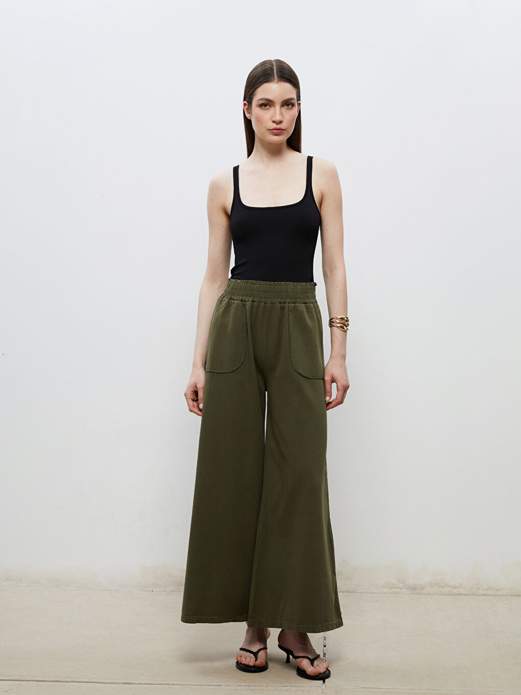 Siyah Kare Yaka Kadın Atlet-1