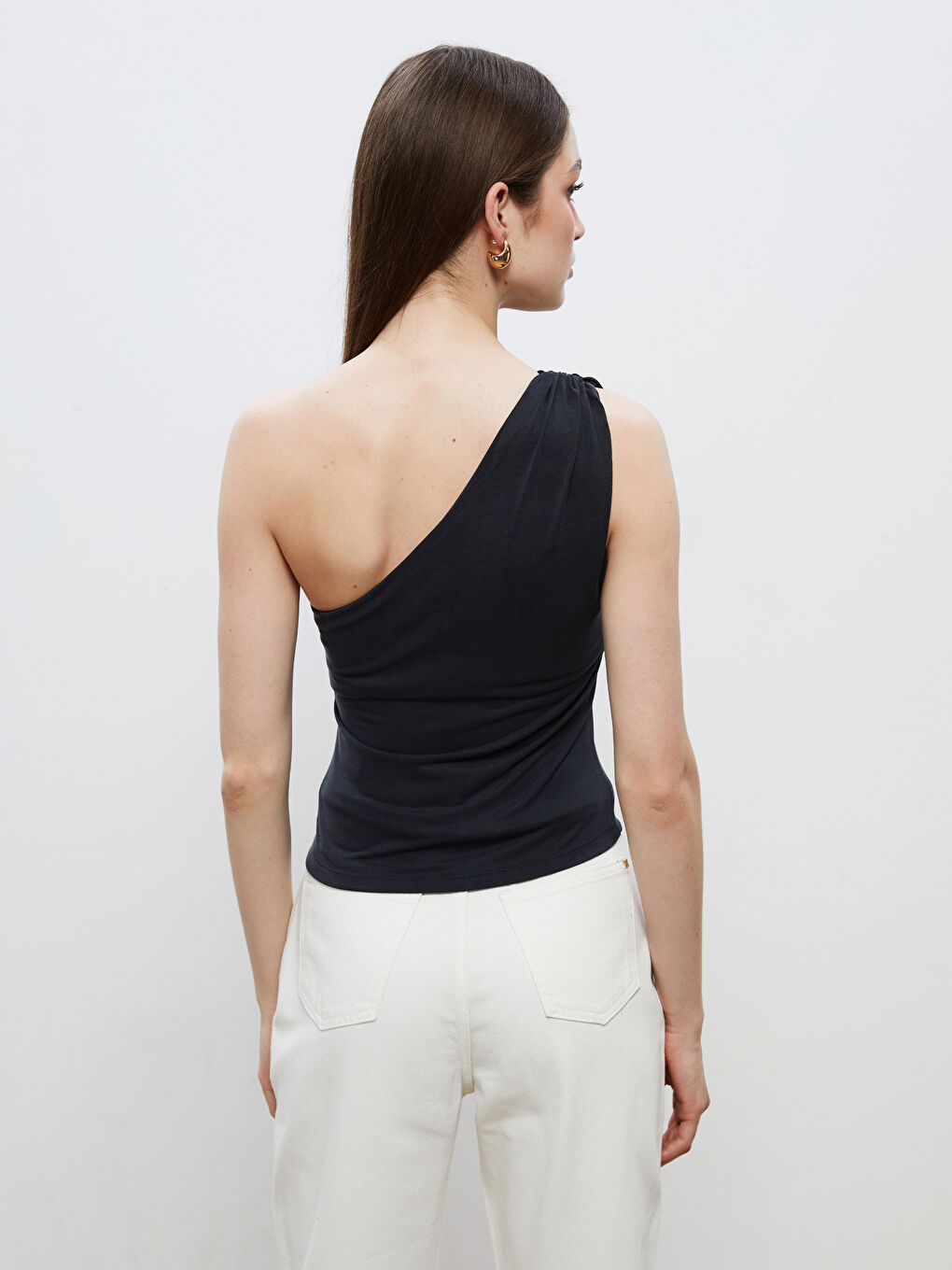 Siyah Tek Omuz Modal Karışımlı Bluz-3