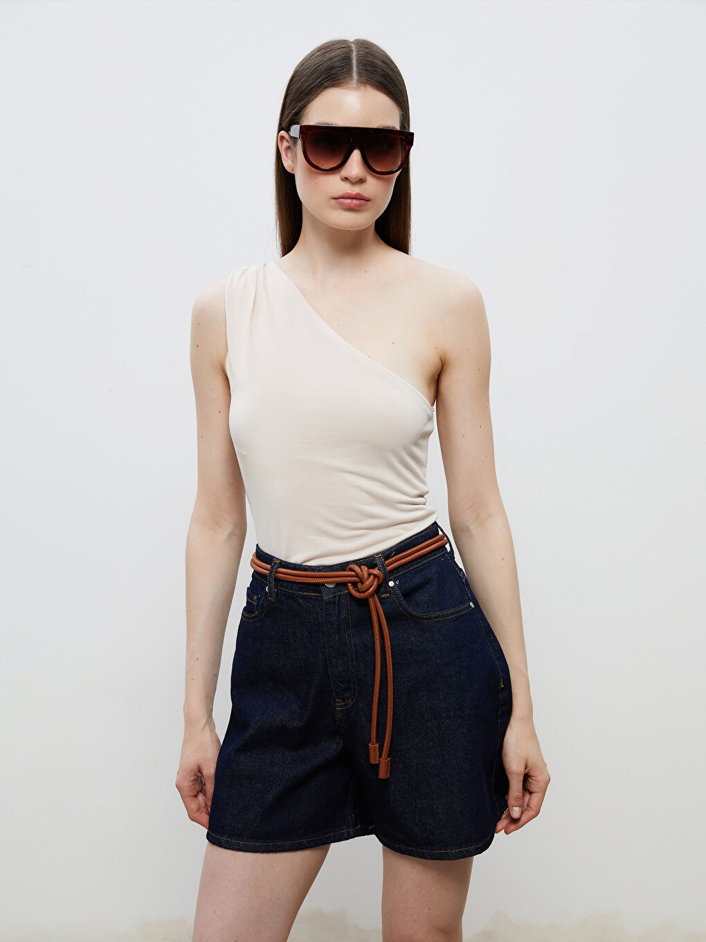 Bej Tek Omuz Modal Karışımlı Bluz