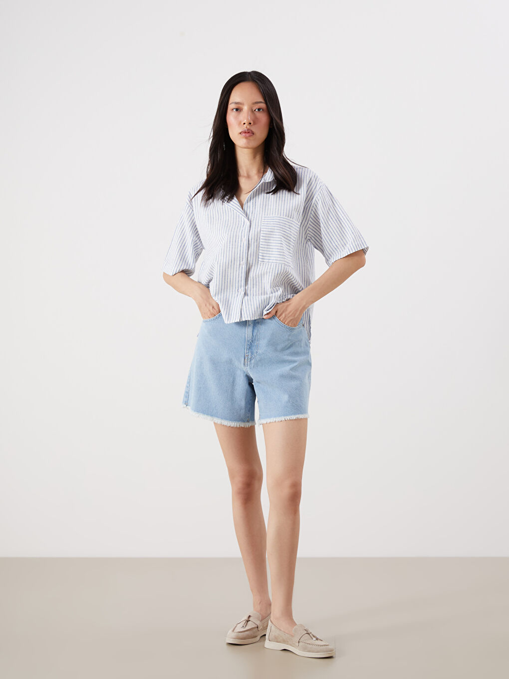 İndigo Standart Fit Kadın Jean Şort