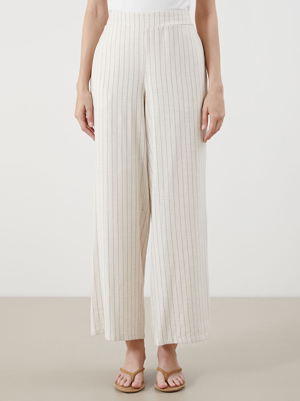 LCWAIKIKI Classic Elastic Waist Striped Linen Blend Women's Trousers -S5RJ90Z8-LEG