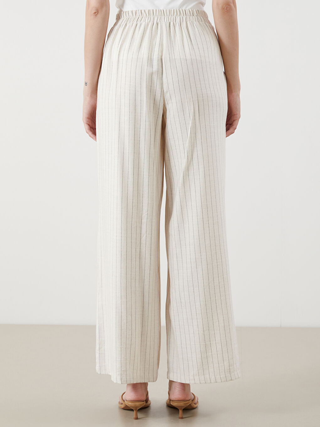 LCWAIKIKI Classic Elastic Waist Striped Linen Blend Women's Trousers -S5RJ90Z8-LEG