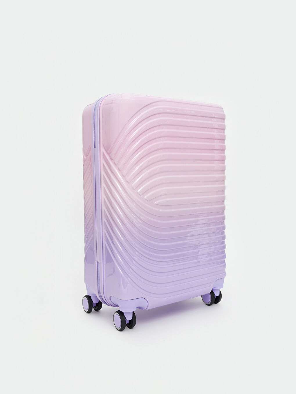 Karışık Kilit Detaylı Orta Boy Valiz